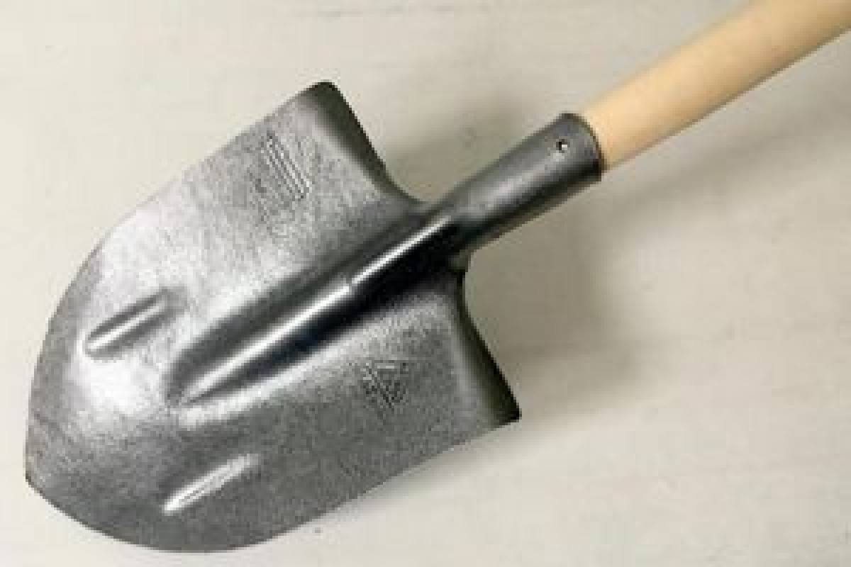 Лопата из рельсовой стали -0